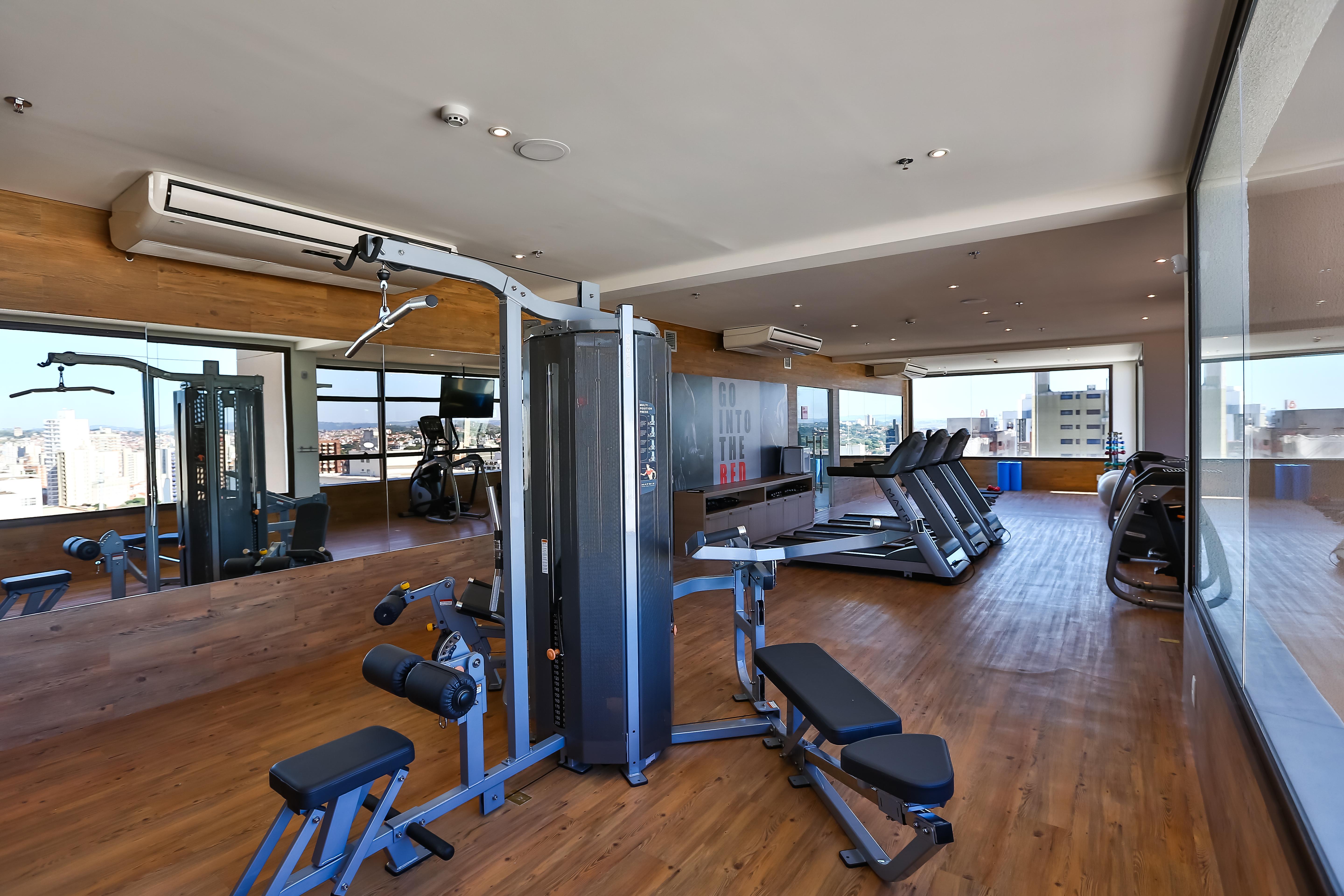 เรดิสัน เรด กัมปินาส Hotel กังปินาส ภายนอก รูปภาพ The gym at the hotel